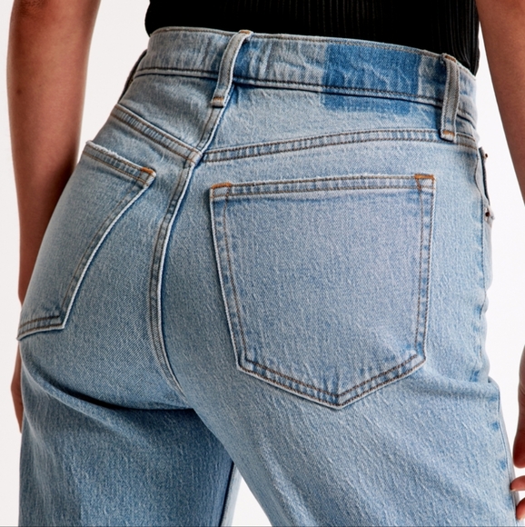 Curve Love High Ris 90s Relaxed Fit Medium Wash - Picture 2 of 9